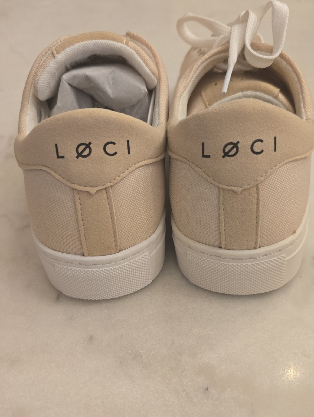 NWOT LOCI "Nine"Low Top Vegan Sneakers. EU 37. US 6.5 - Picture 4 of 10